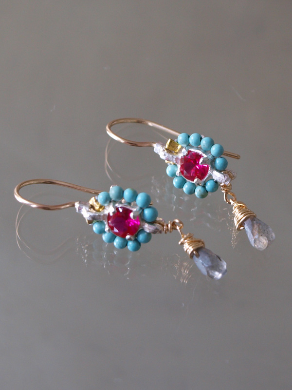 earrings Flower mini, turquoise and fuchsia